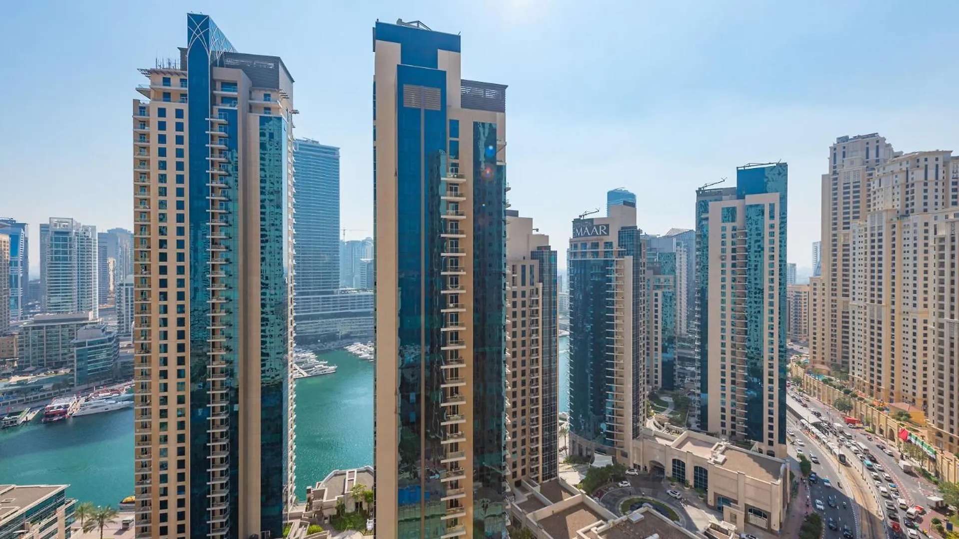 Rimal 4, Jbr- Elegant 2 Br Apartment Dubai